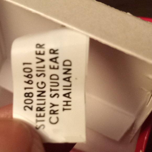 Butterfly Sterling Silver Genuine Crystal Cry Stud Pierced Earrings - Picture 4 of 6